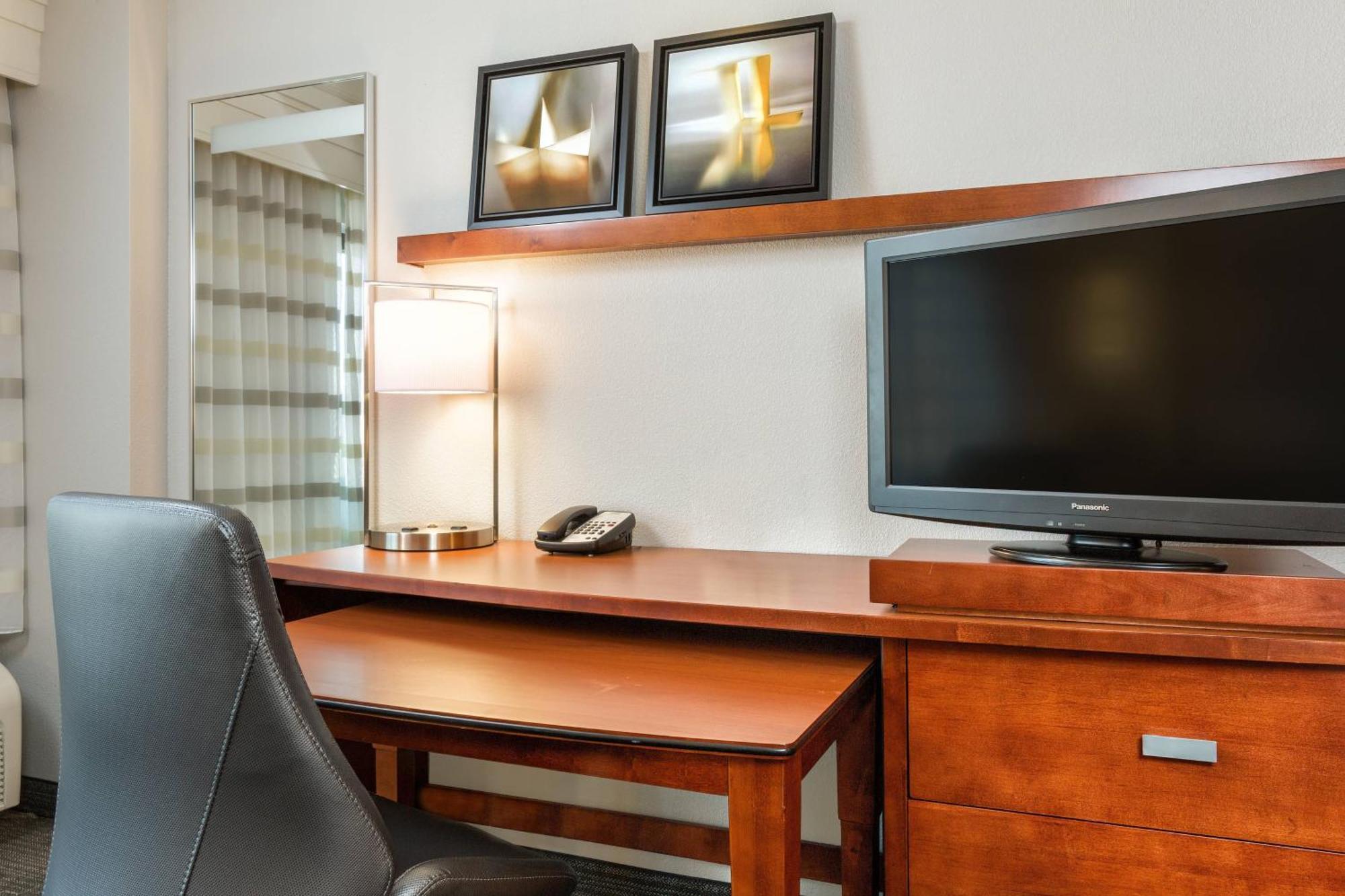 Hotel Courtyard By Marriott Galleria Houston