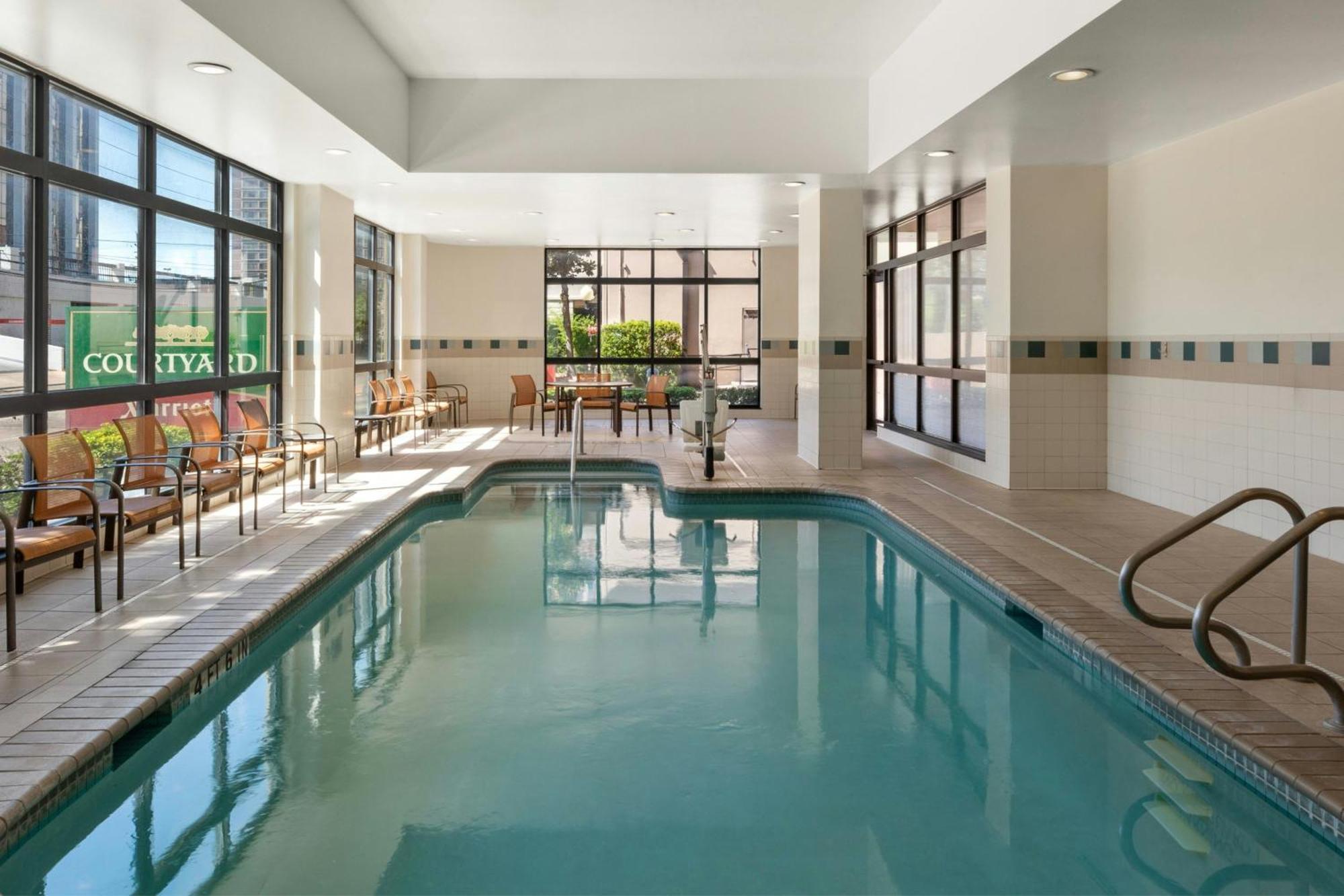 Courtyard By Marriott Galleria 3* Houston