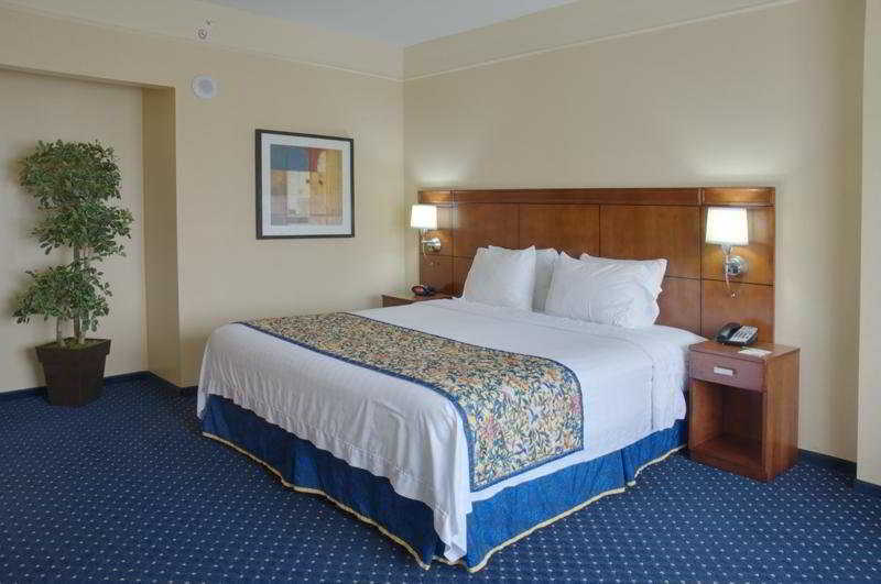 Courtyard By Marriott Galleria 3* Houston